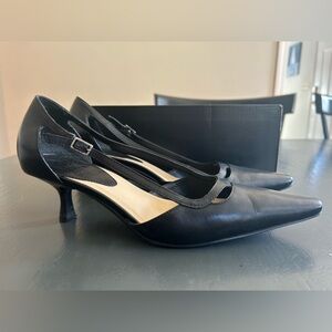 Black heels with buckle